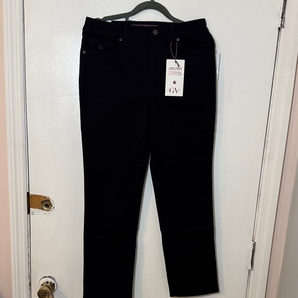 Gloria Vanderbild Women's Classic Black Straight Leg Jeans